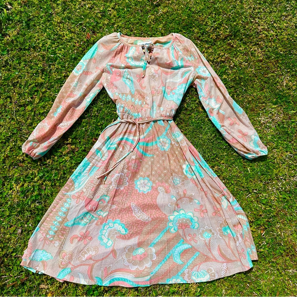 Vintage 1970s Kevin Stuart Petites Pastel Floral Long Sleeve Mini Dress